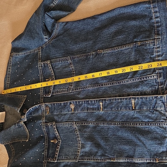 Women's Blue Denim Jean Jacket - Picture 11 of 11